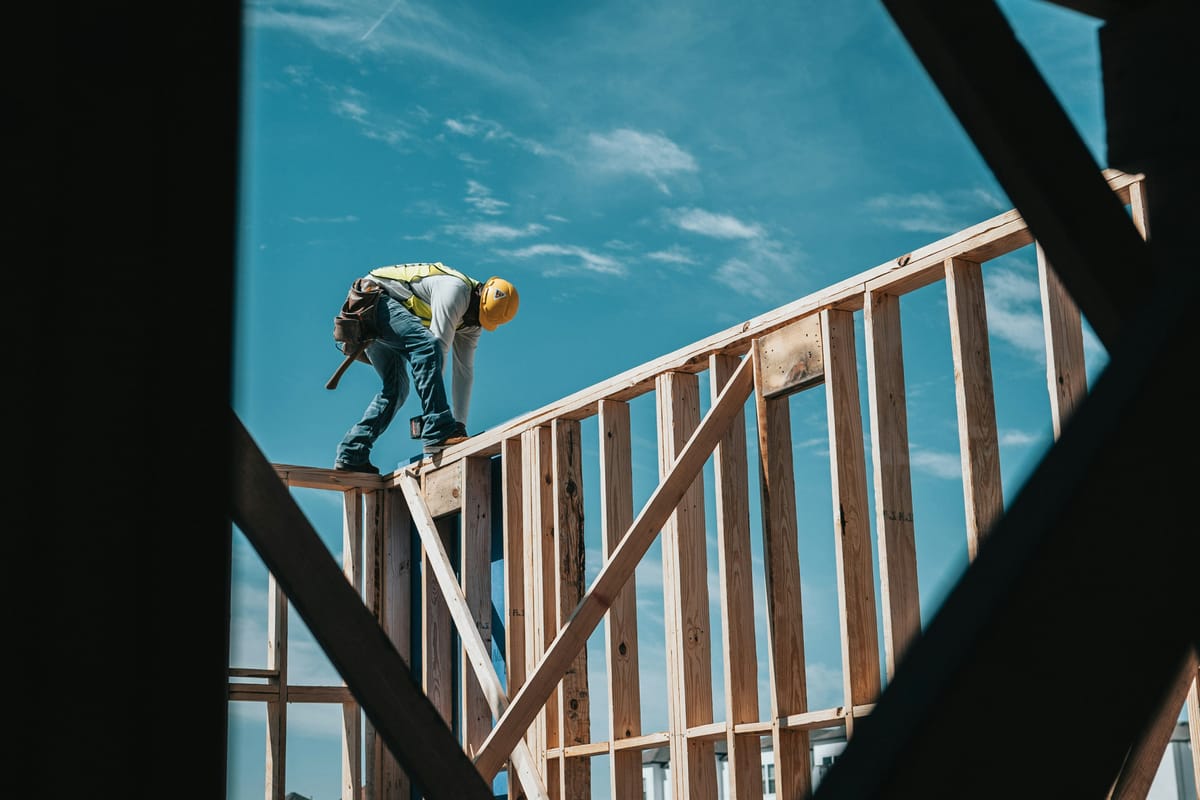 Homebuilder Sentiment Stayed Negative for 20th Consecutive Month